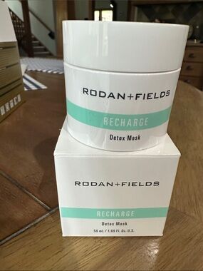 Rodan + Fields Recharge Detox Mask, new